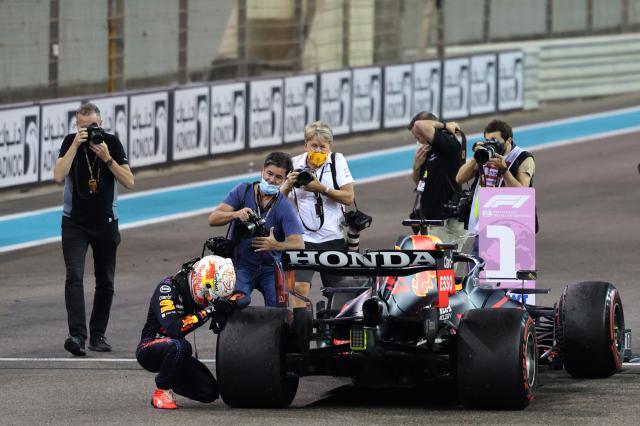 1640877930181043040.jpg 61b6a12bf3e8118bfed2fa3c.jpg